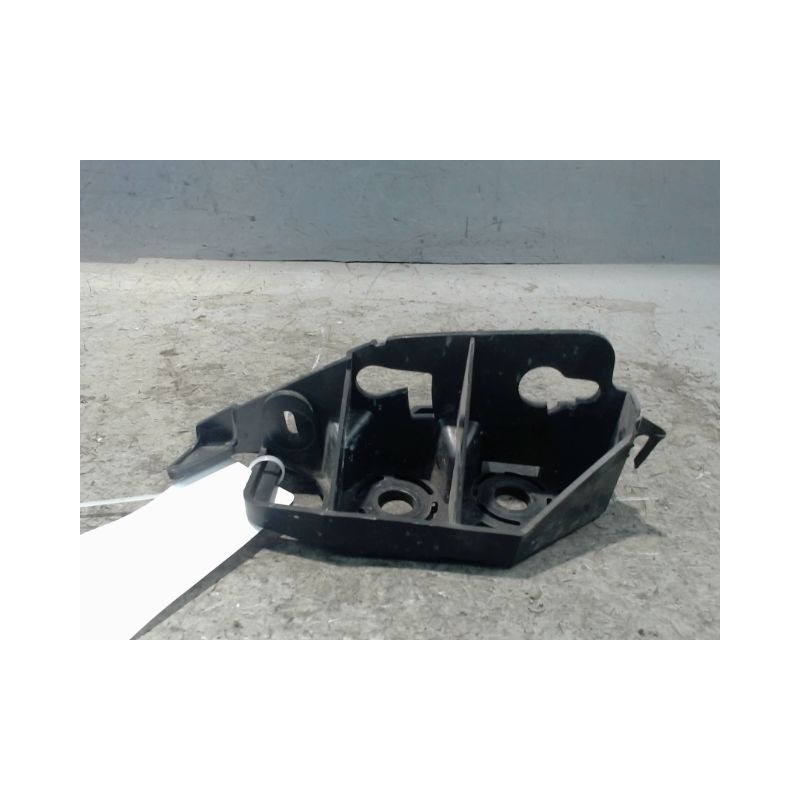 SUPPORT PARE-CHOC AVG PEUGEOT 308 2011-