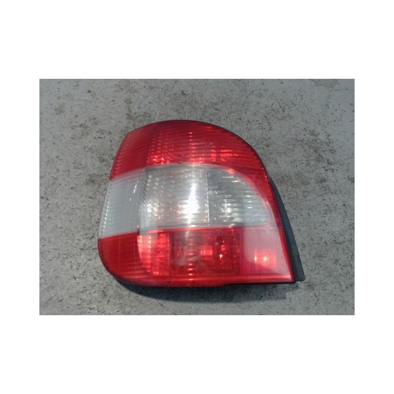FEU ARRIERE GAUCHE  RENAULT SCENIC I PH2 99-03
