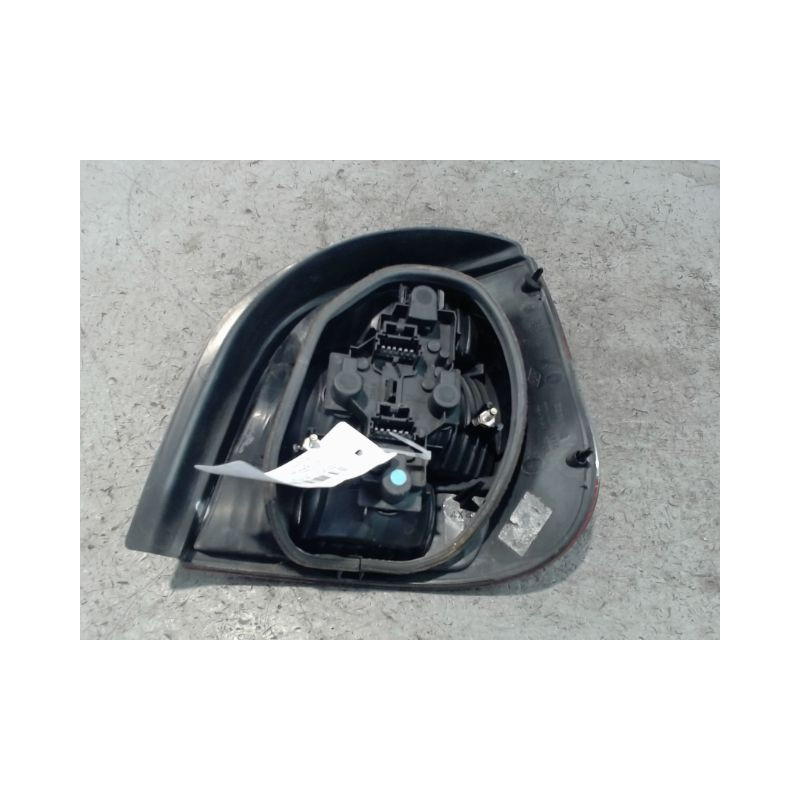 FEU ARRIERE GAUCHE  RENAULT SCENIC I PH2 99-03