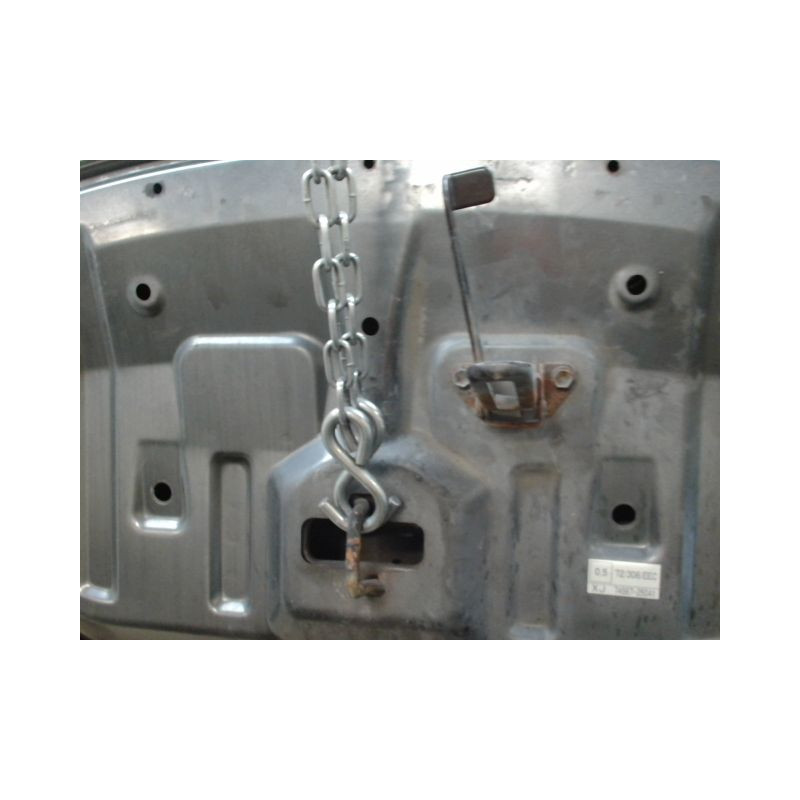 CAPOT TOYOTA AVENSIS BREAK 2006-