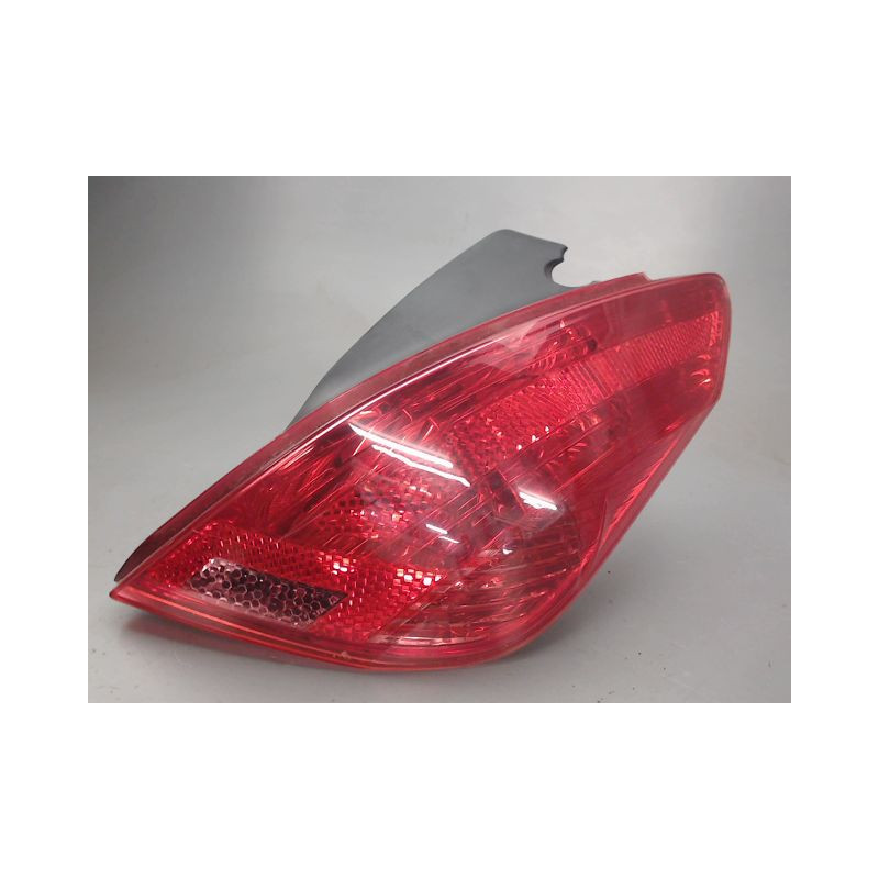 FEU ARRIERE DROIT PEUGEOT 308