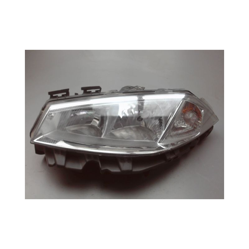 PHARE GAUCHE RENAULT MEGANE