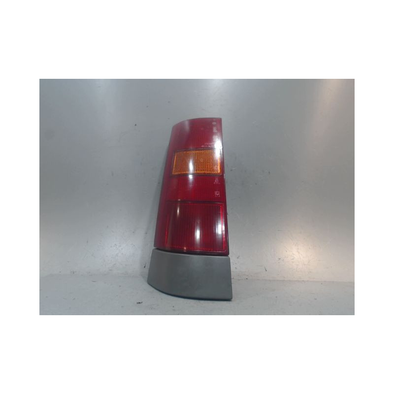 FEU ARRIERE GAUCHE  RENAULT R5