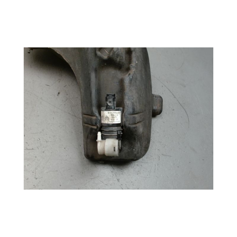 RESERVOIR LAVE-GLACE AVANT PEUGEOT 307 2001-2005