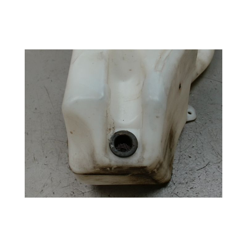 RESERVOIR LAVE-GLACE AVANT FORD FIESTA 2005-