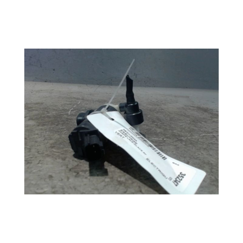 POMPE LAVE-GLACE AVANT DACIA SPRING