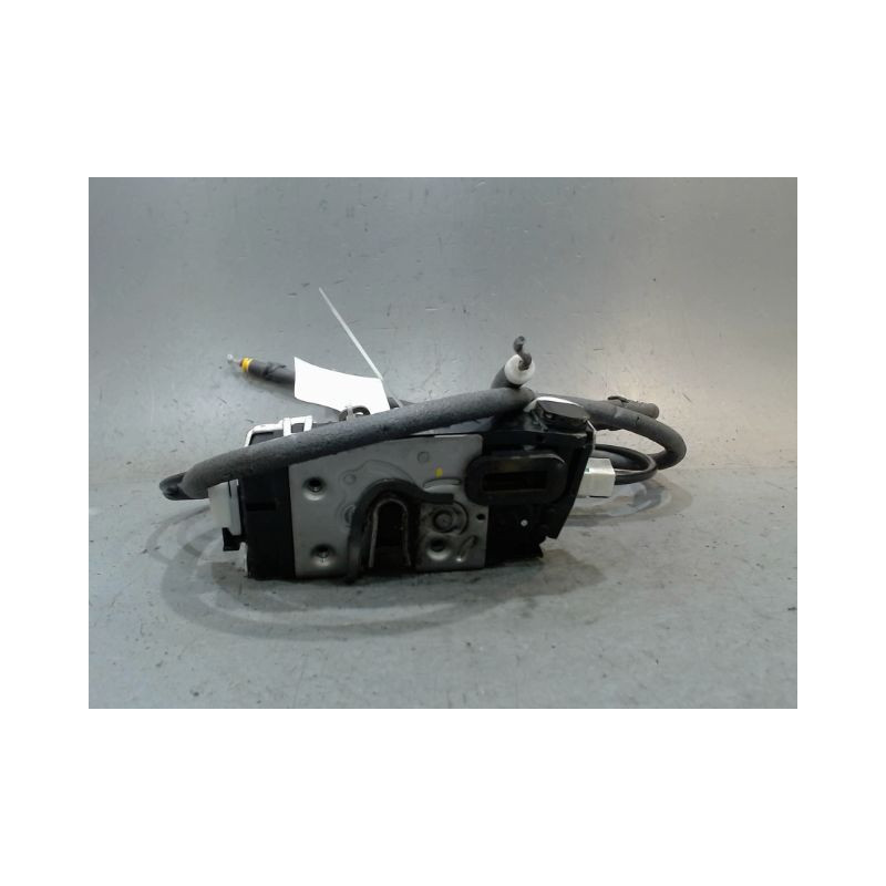 SERRURE PORTE COULISSANTE DROIT MERCEDES SPRINTER