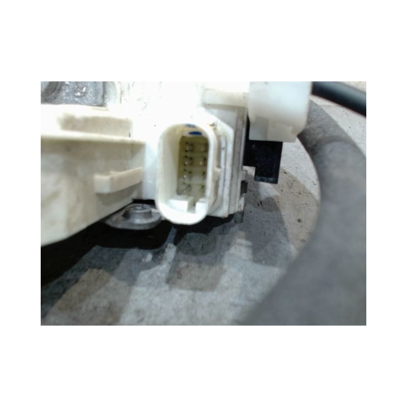 SERRURE PORTE COULISSANTE DROIT MERCEDES SPRINTER