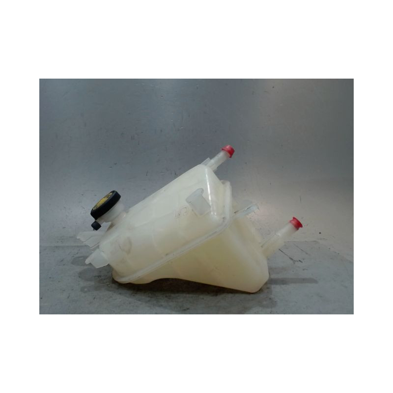 VASE EXPANSION TOYOTA AURIS