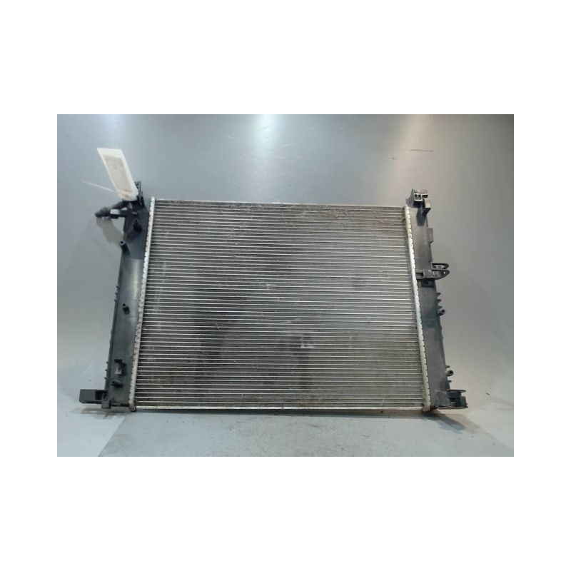 RADIATEUR DACIA SANDERO