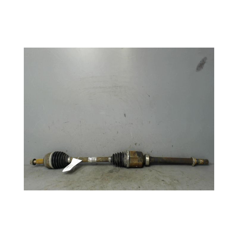 TRANSMISSION AVANT DROIT DACIA DUSTER 1.5 dCi 