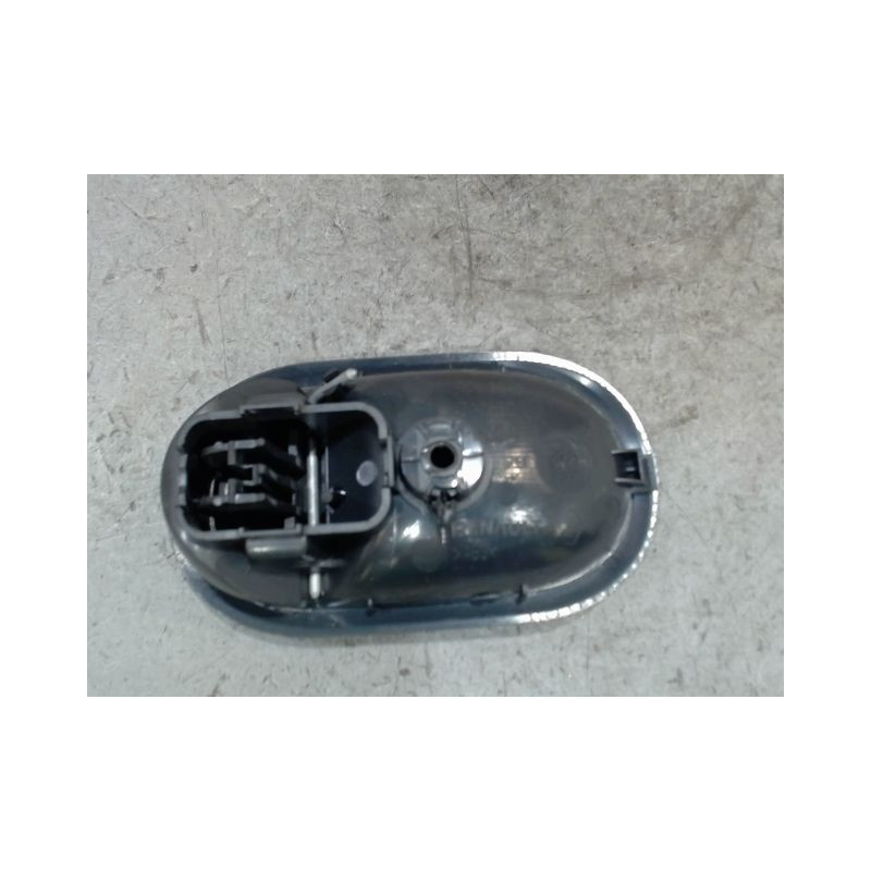 POIGNEE INTERIEURE PORTE AVANT DROIT RENAULT KANGOO