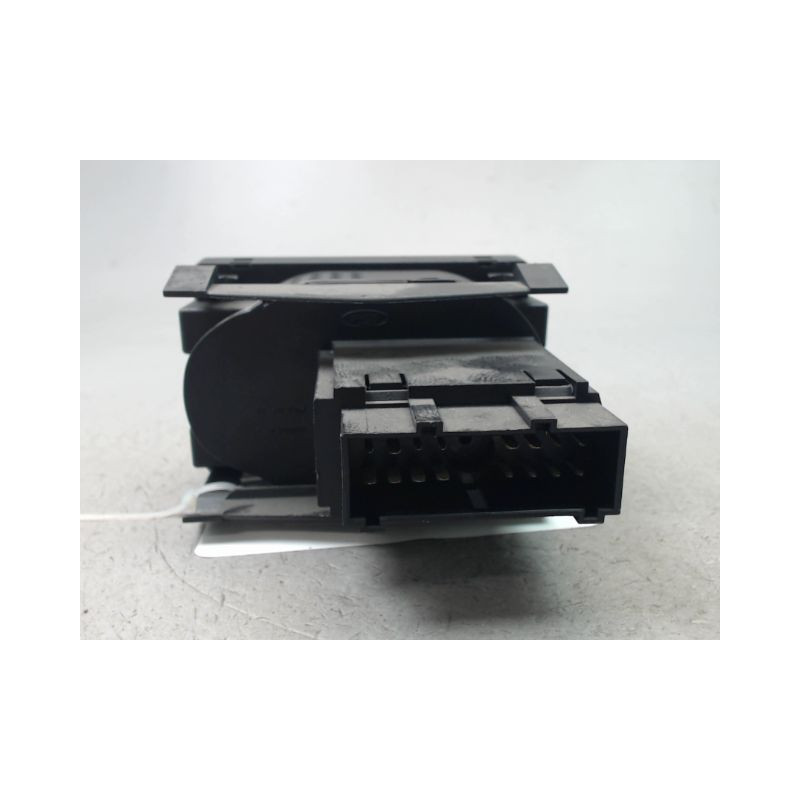 INTERIEUR COMMANDE PHARES FORD FOCUS SW 2005-2007
