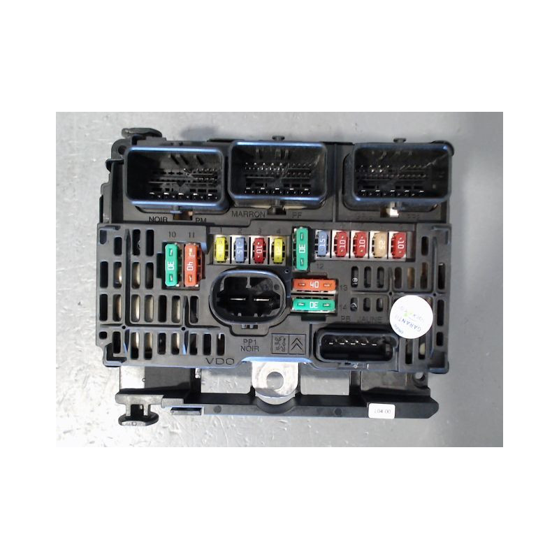 BOITE A FUSIBLES PEUGEOT 307