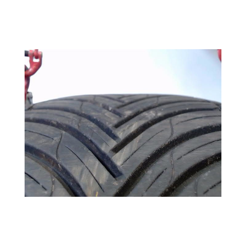 Pneu KLEBER QUADRAXER SUV 215 55 18 99 V
