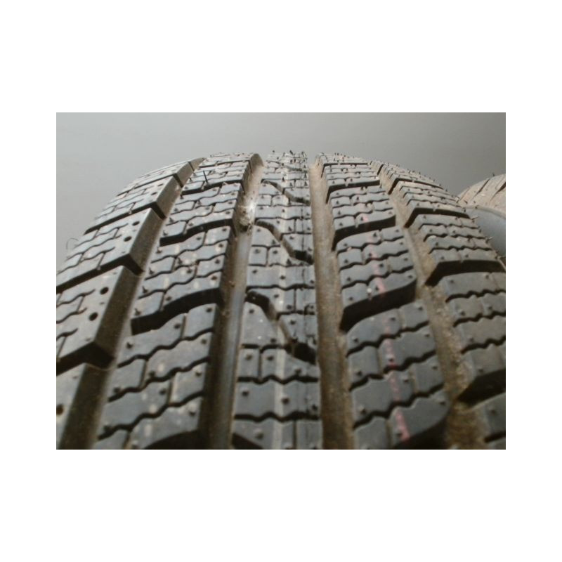 Paire de pneus APLUS A909 185 60 15 88 H