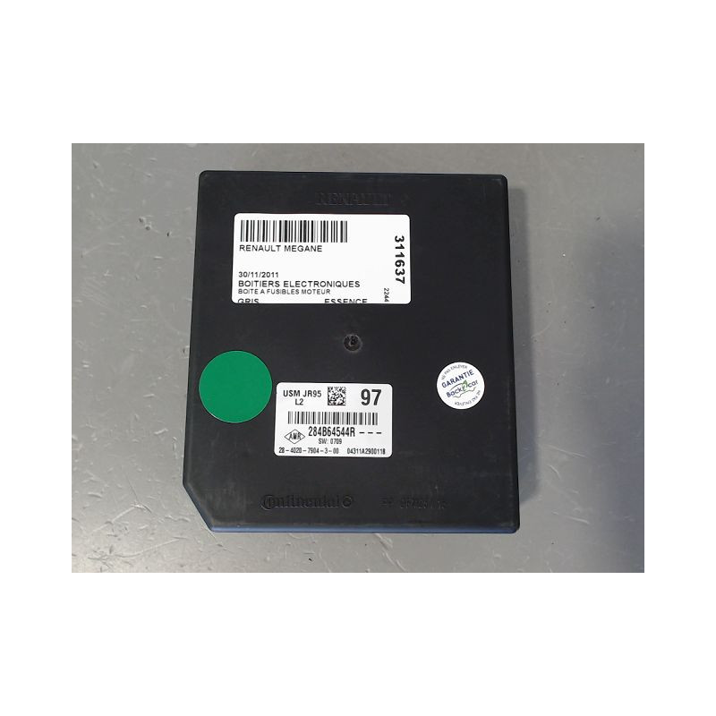 BOITE A FUSIBLES RENAULT MEGANE