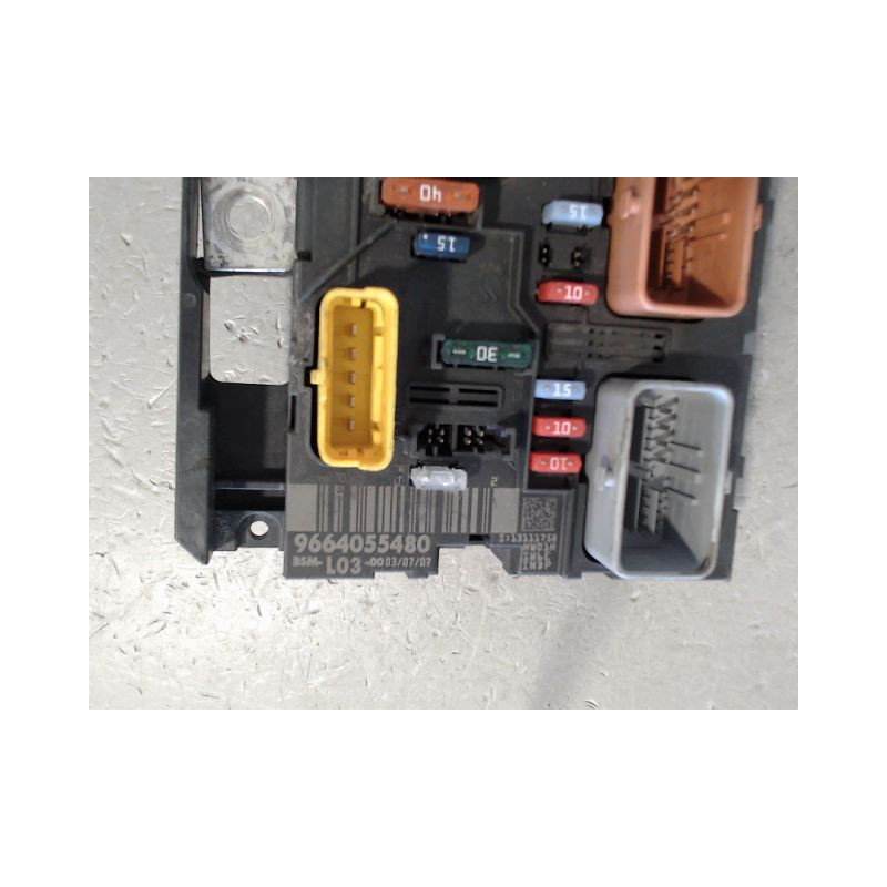 BOITE A FUSIBLES CITROEN C2 2003-