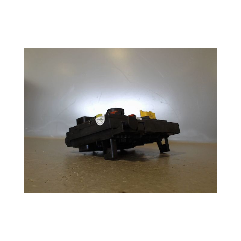 BOITE A FUSIBLES CITROEN C2 2003-