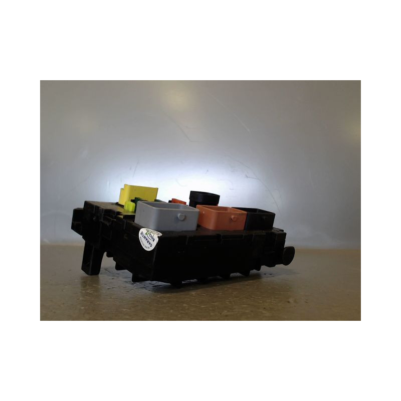 BOITE A FUSIBLES CITROEN C3 2005-