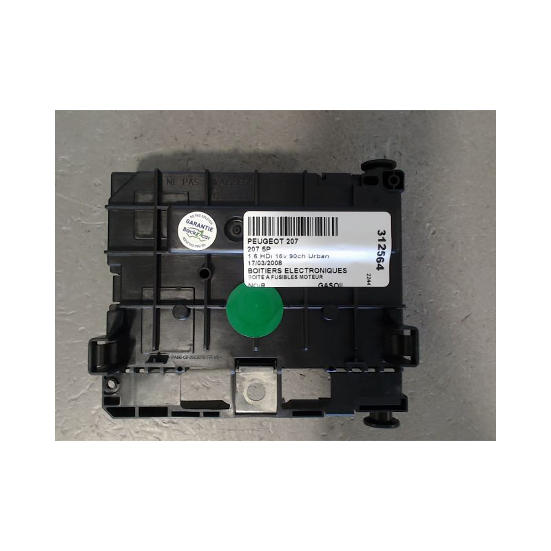 BOITE A FUSIBLES PEUGEOT 207 5P