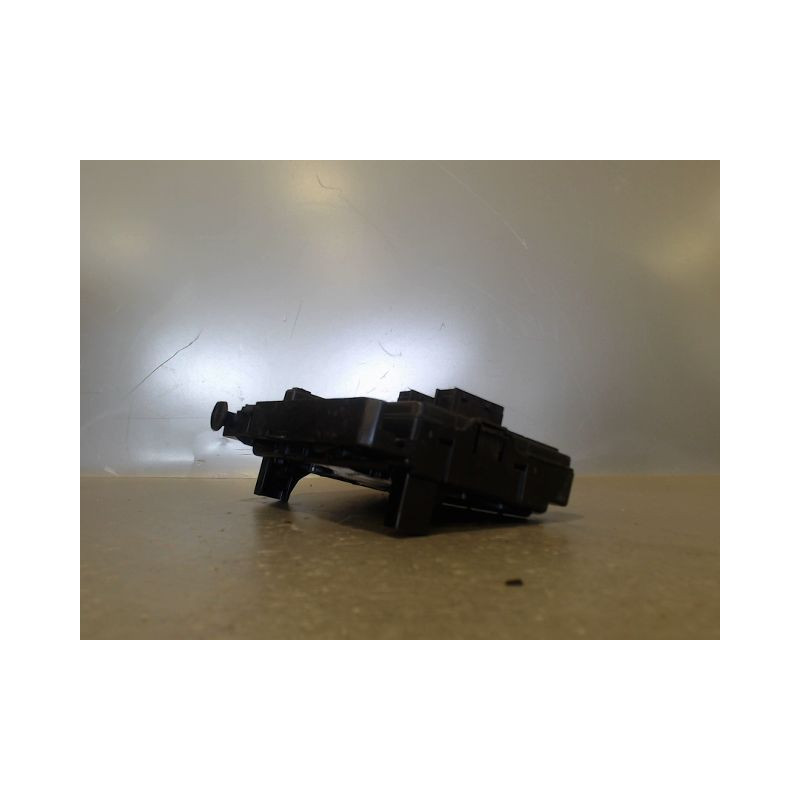 BOITE A FUSIBLES CITROEN C3 2002-2005