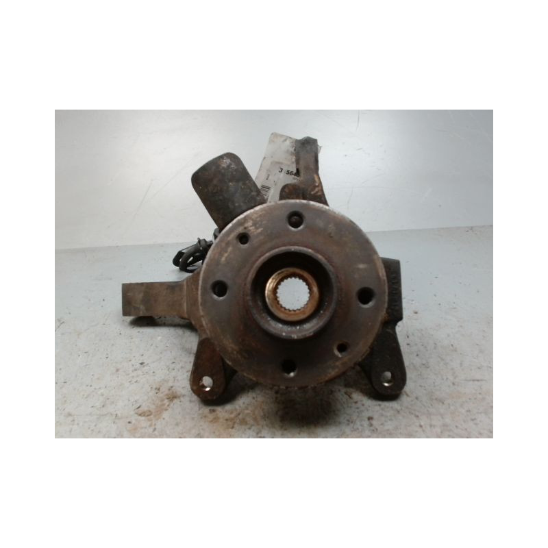 Pivot De Moyeu Arrière Droit – Renault Laguna 2 Phase 1 – Pièce D'occasion 7701477982