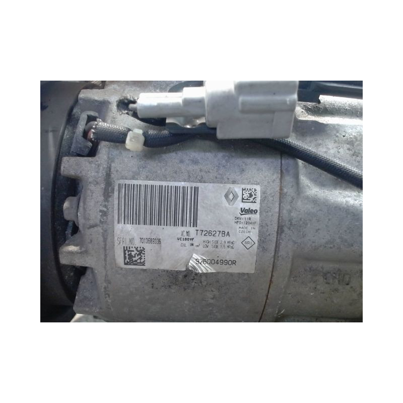 COMPRESSEUR AIR CONDITIONNE RENAULT CLIO IV