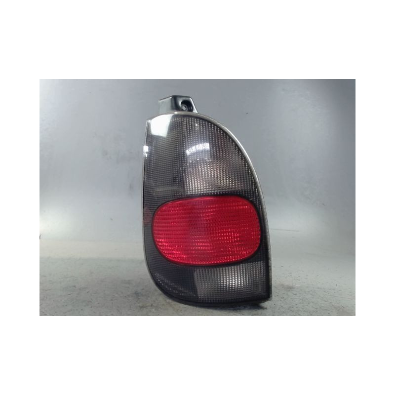 FEU ARRIERE GAUCHE  RENAULT GRAND ESPACE-2002
