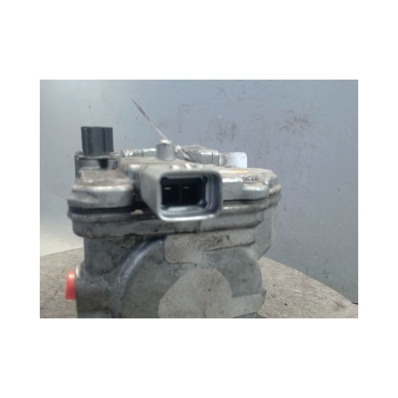 COMPRESSEUR AIR CONDITIONNE TOYOTA AURIS 2010-