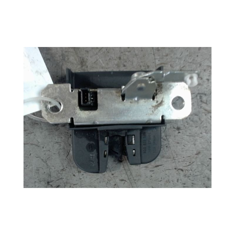 SERRURE HAYON  VOLKSWAGEN POLO 2005-