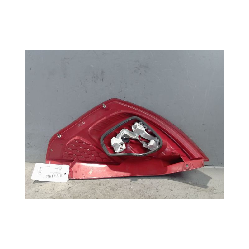 FEU ARRIERE GAUCHE  FORD FIESTA 2010-