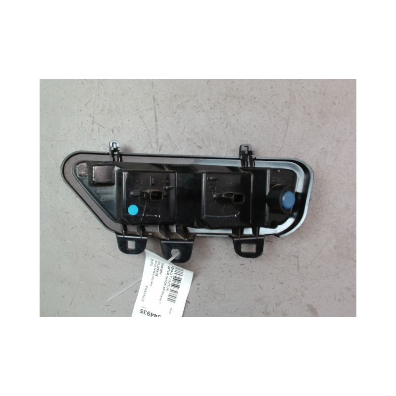 FEU DE PARE-CHOC ARRIERE GAUCHE RENAULT CAPTUR Phase 1 2013-...