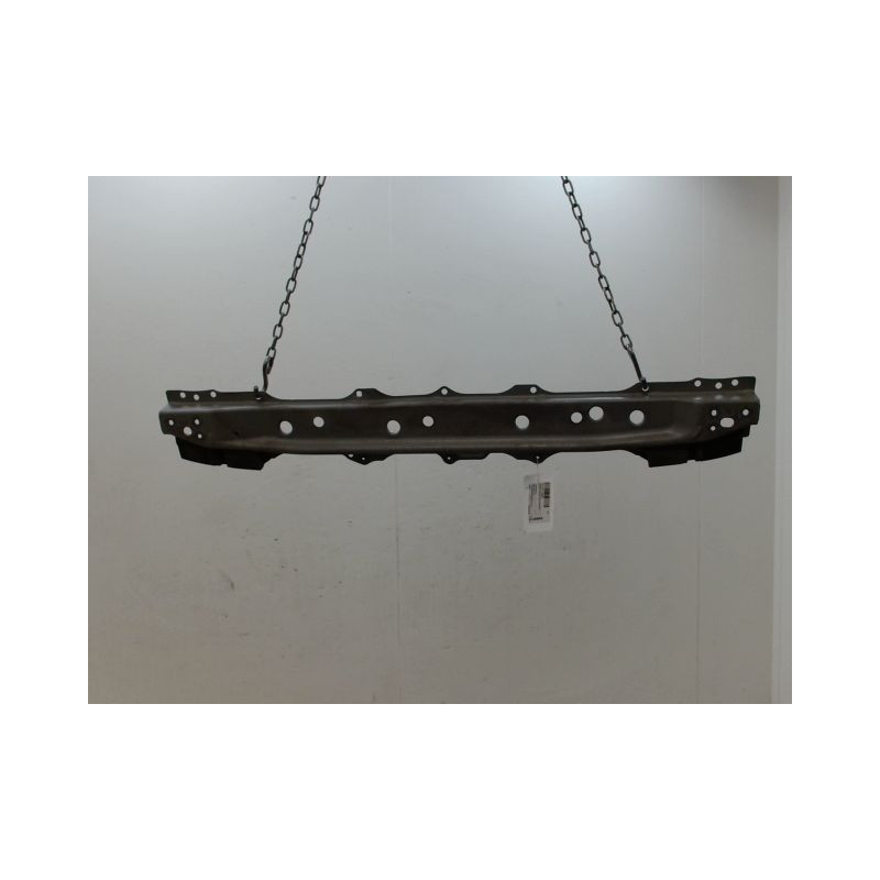 TRAVERSE INFERIEURE ARMATURE AVANT TOYOTA YARIS II Phase 2 2009-2011