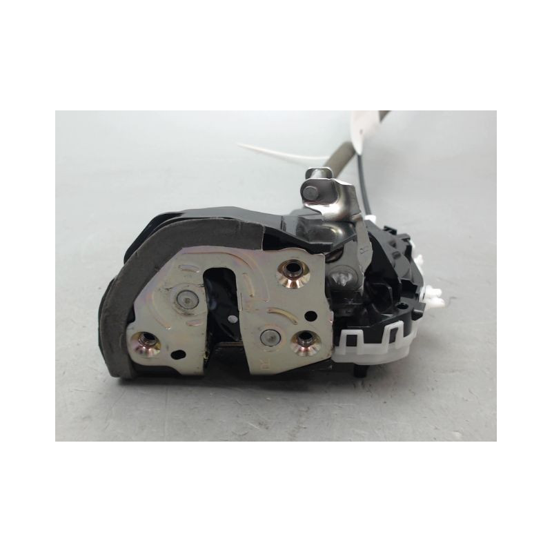 SYSTEME CONDAMNATION ARRIERE DROIT TOYOTA YARIS 2005-
