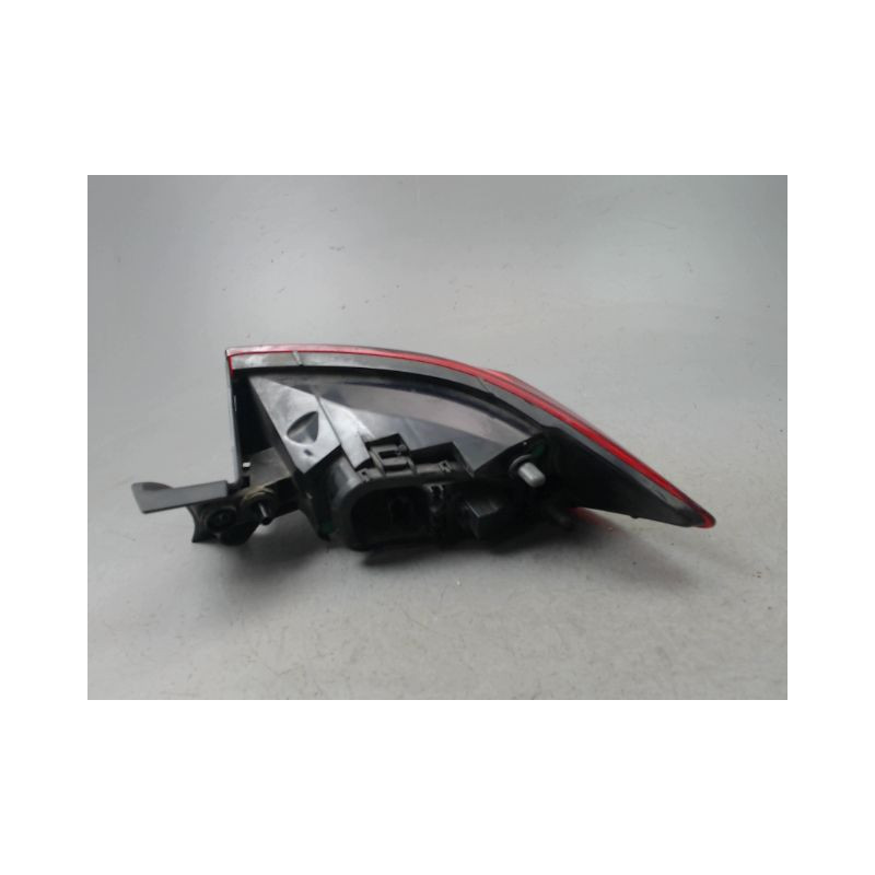 FEU ARRIERE GAUCHE  RENAULT CLIO IV Phase 1 2012-...