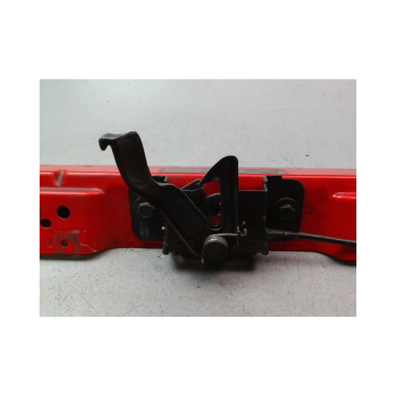 TRAVERSE SUPERIEURE ARMATURE AVANT OPEL ASTRA IV Phase 1 (J) 2010-2012