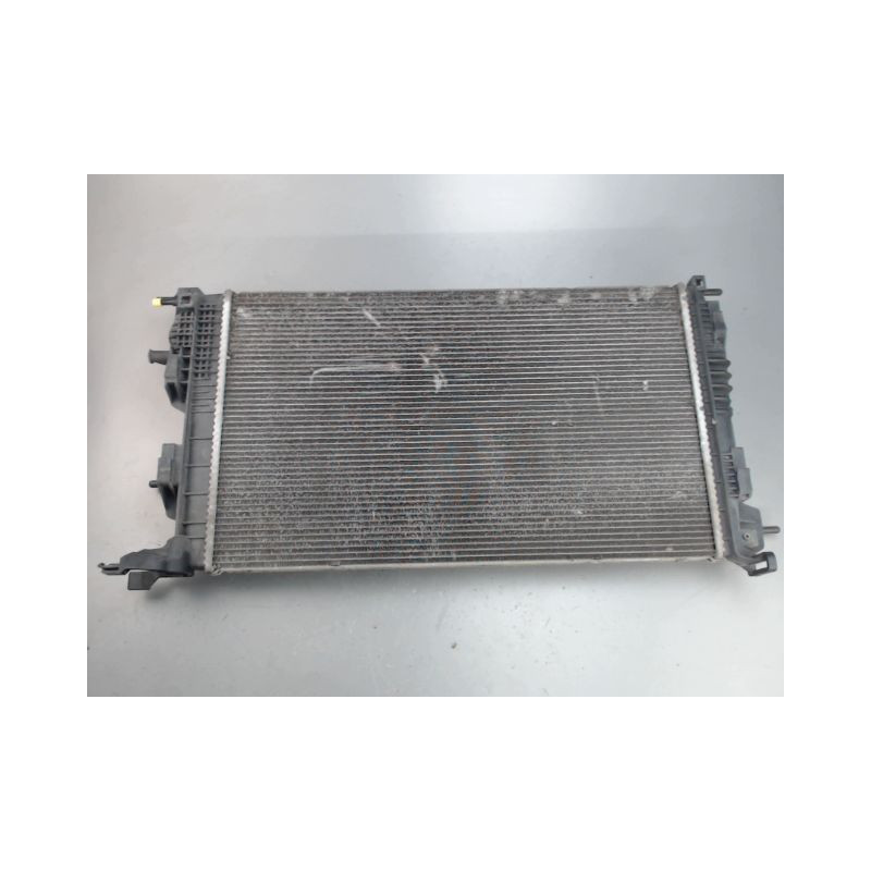RADIATEUR RENAULT MEGANE