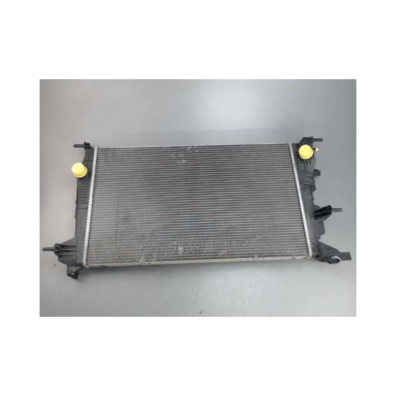 RADIATEUR RENAULT MEGANE