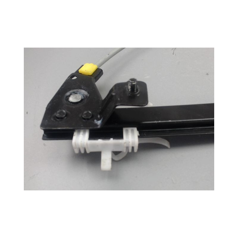 MECANISME LEVE-GLACE ARRIERE GAUCHE FIAT PUNTO