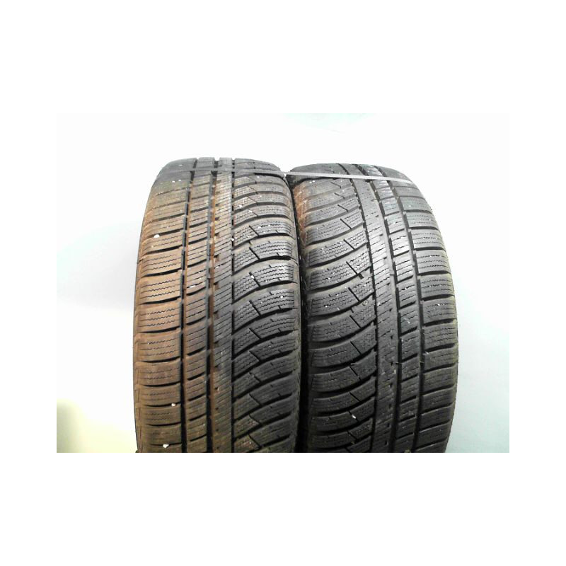 Paire de pneus ROVELO ALL WEATHER R4S 205 55 16 94 V