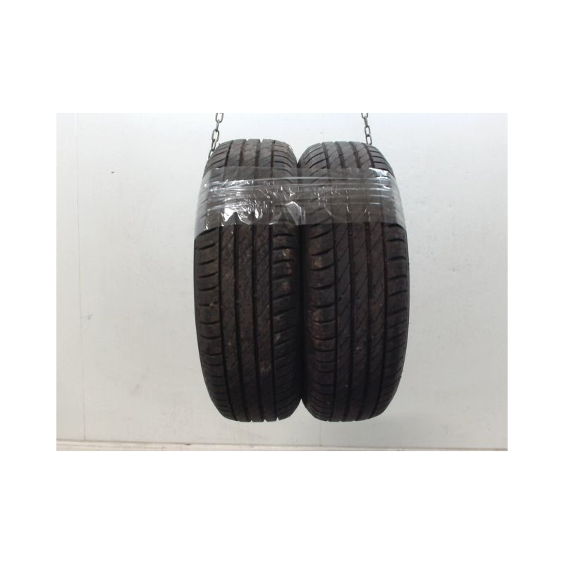 Paire de pneus KLEBER DYNAXER HP 4 185 70 14 88 T