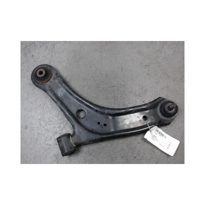 TRIANGLE INFERIEUR AVANT GAUCHE SUZUKI VITARA