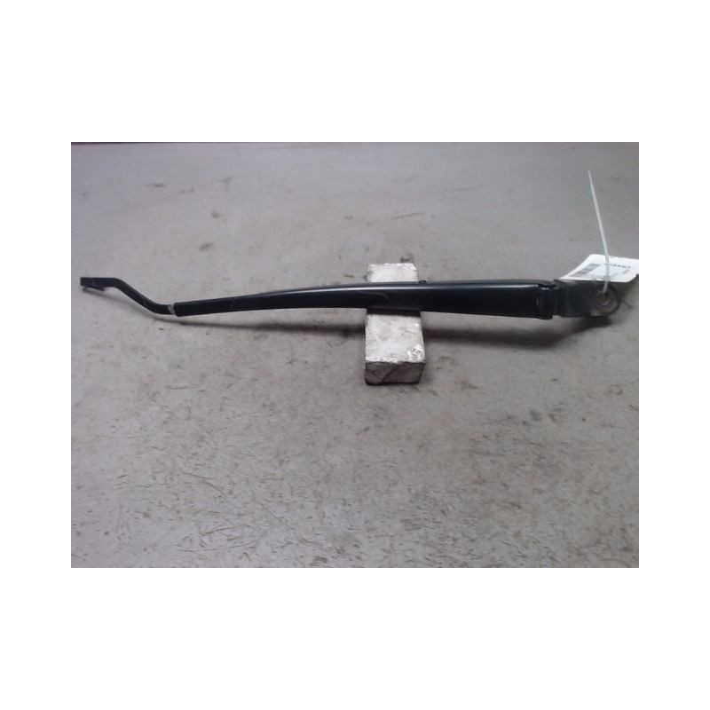 BRAS ESSUIE-GLACE AVANT GAUCHE TOYOTA IQ 2008-