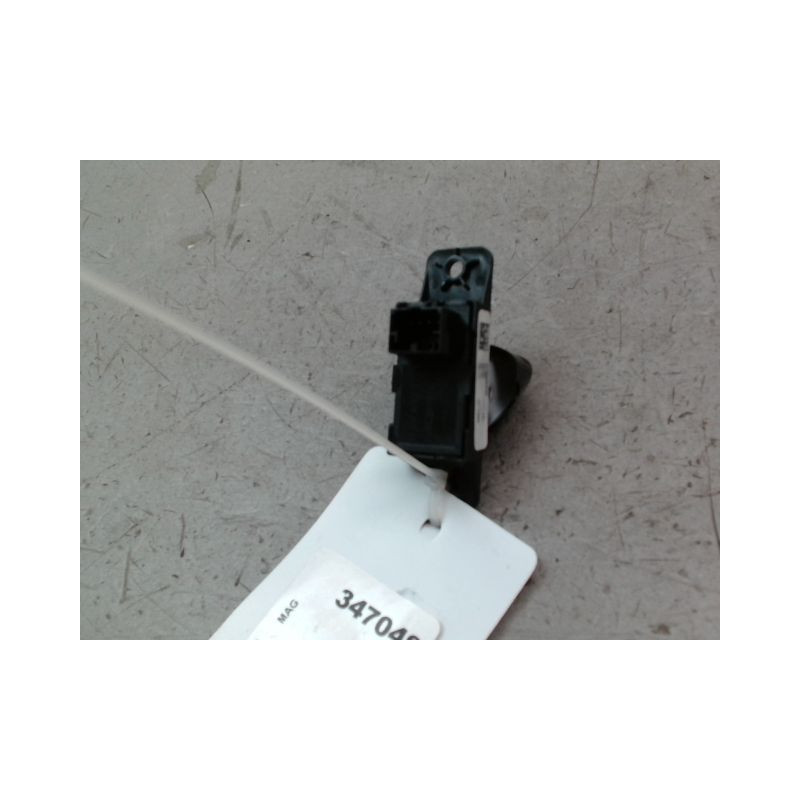 COMMANDE LEVE-GLACE PORTE AVG FIAT 500 II Phase 1 2007-...