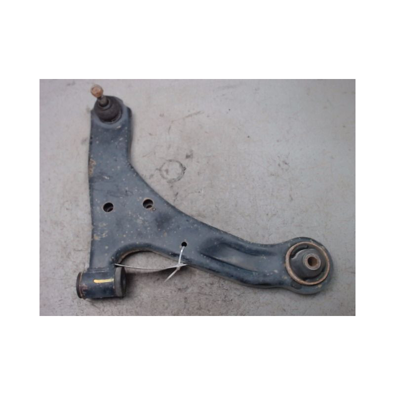 TRIANGLE INFERIEUR AVANT DROIT SUZUKI G.VITARA