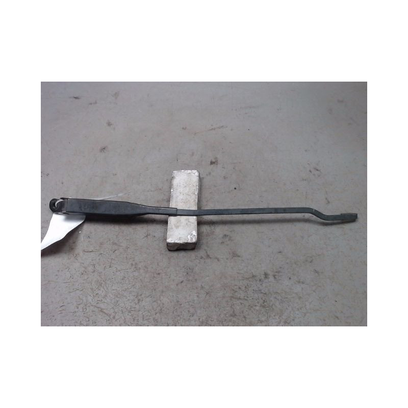 BRAS ESSUIE-GLACE AVANT DROIT OPEL CORSA 03-06
