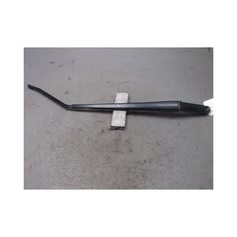 BRAS ESSUIE-GLACE AVANT DROIT DAIHATSU CUORE