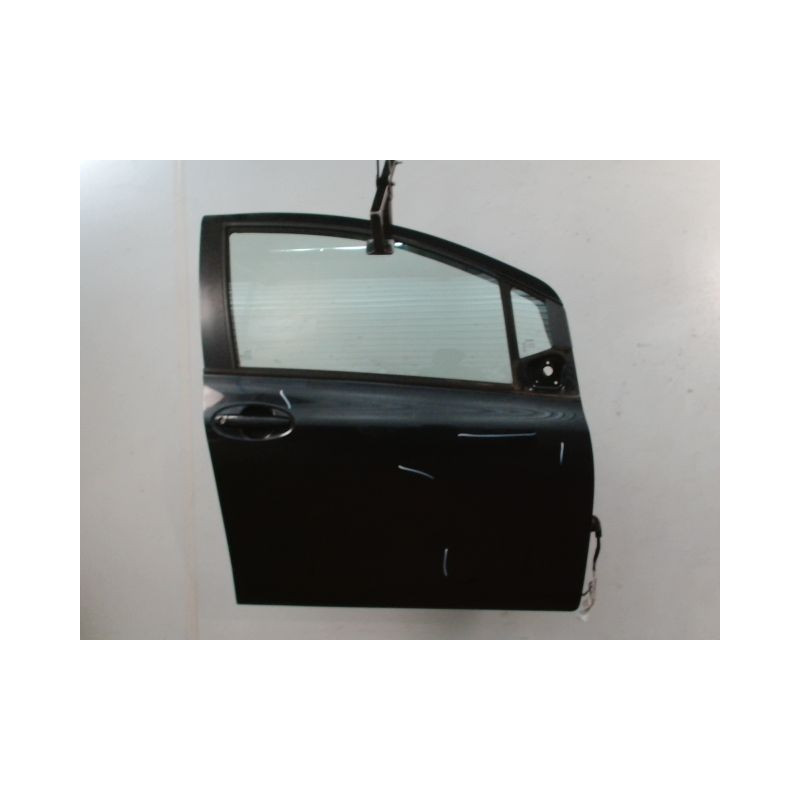 PORTE AVANT DROIT TOYOTA YARIS