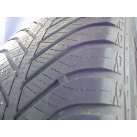 Pneu GOOD YEAR VECTOR 4 SEASONS 215 55 16 97 V